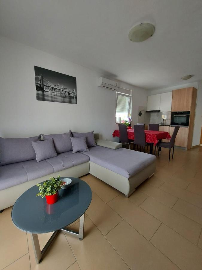 Luciano Apartment 扎达尔 外观 照片