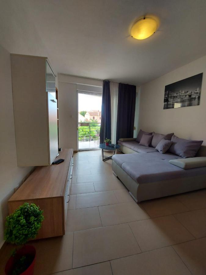 Luciano Apartment 扎达尔 外观 照片