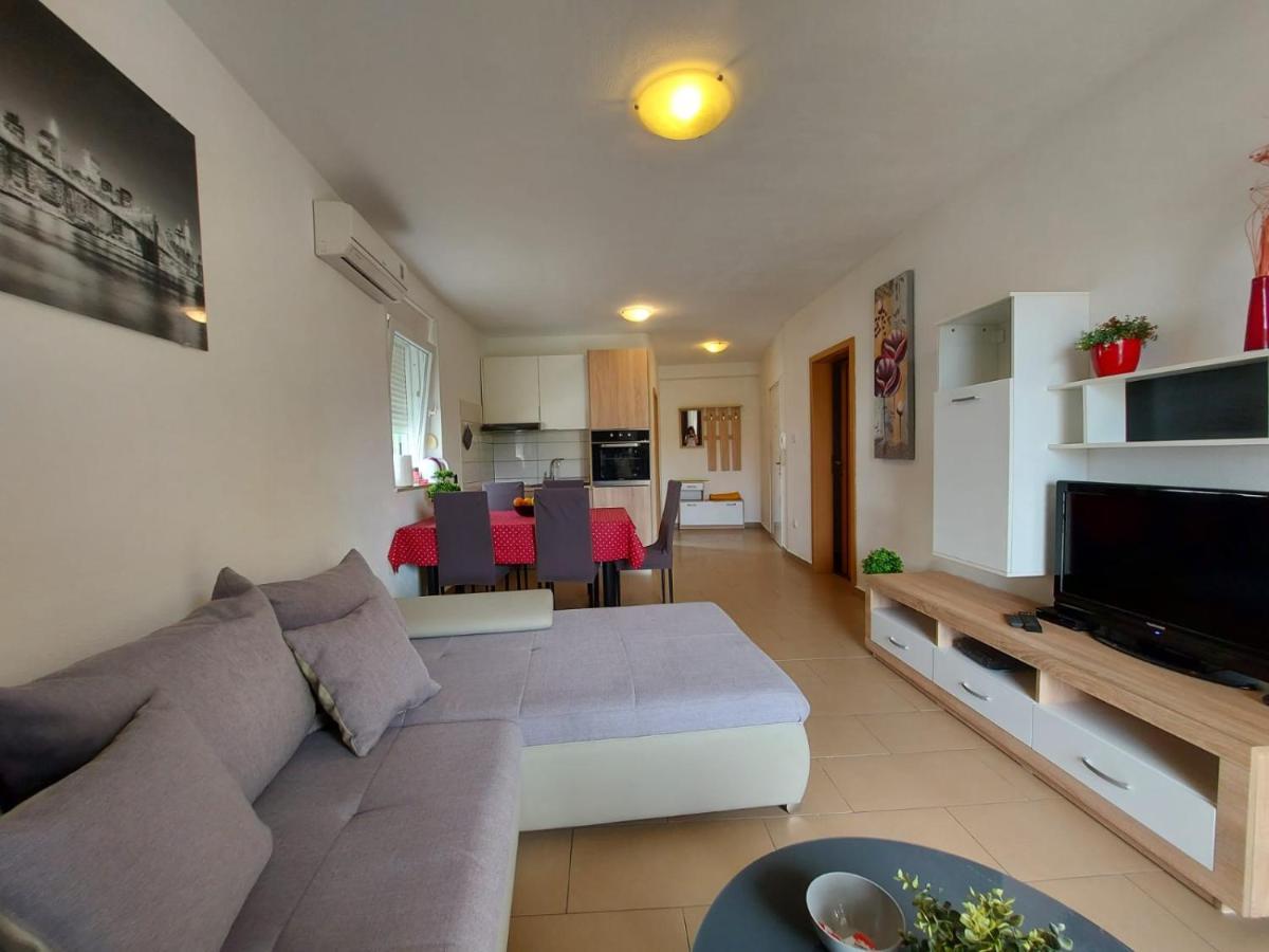 Luciano Apartment 扎达尔 外观 照片